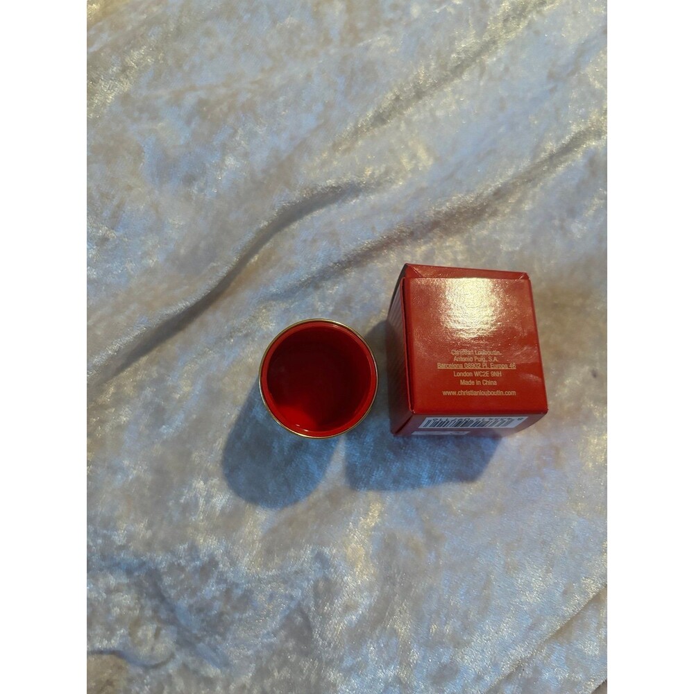 Louboutin fragrance cap - Picture 5 of 5